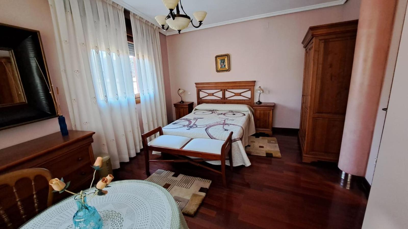 La Madre Abadesa Villa Tordesillas Buitenkant foto
